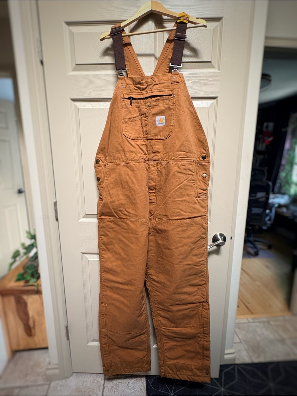 Carhartt | NWOT Loose-Fit Washed Duck Insulated Bib Overalls - Men's XL Tall